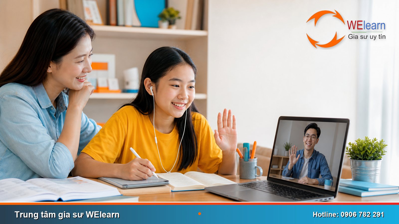 Học sinh học gia sư online 1 kèm 1 với sự theo dõi của phụ huynh